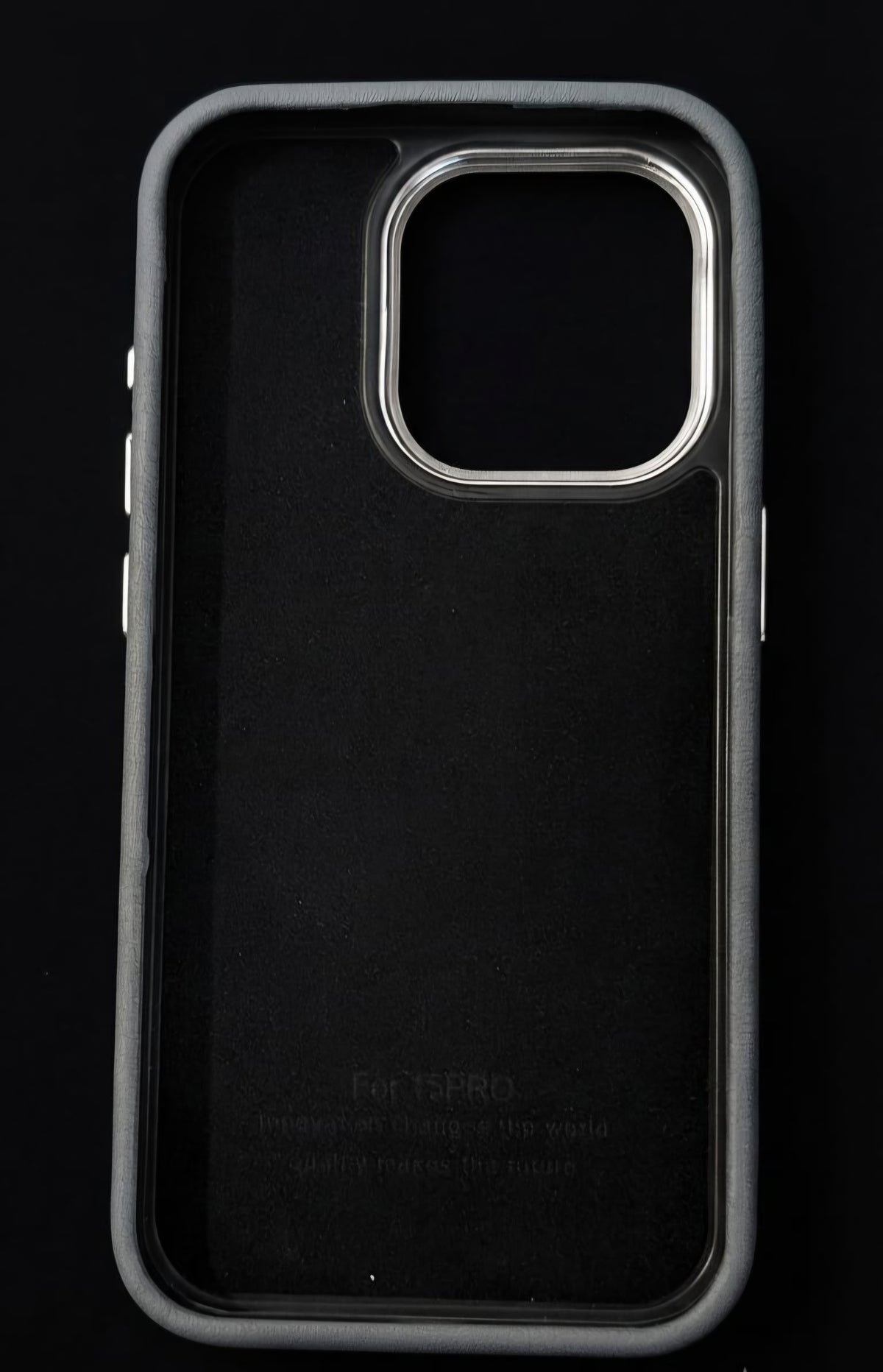 iPhone 15 Pro Honeyport MagSafe Leather Case