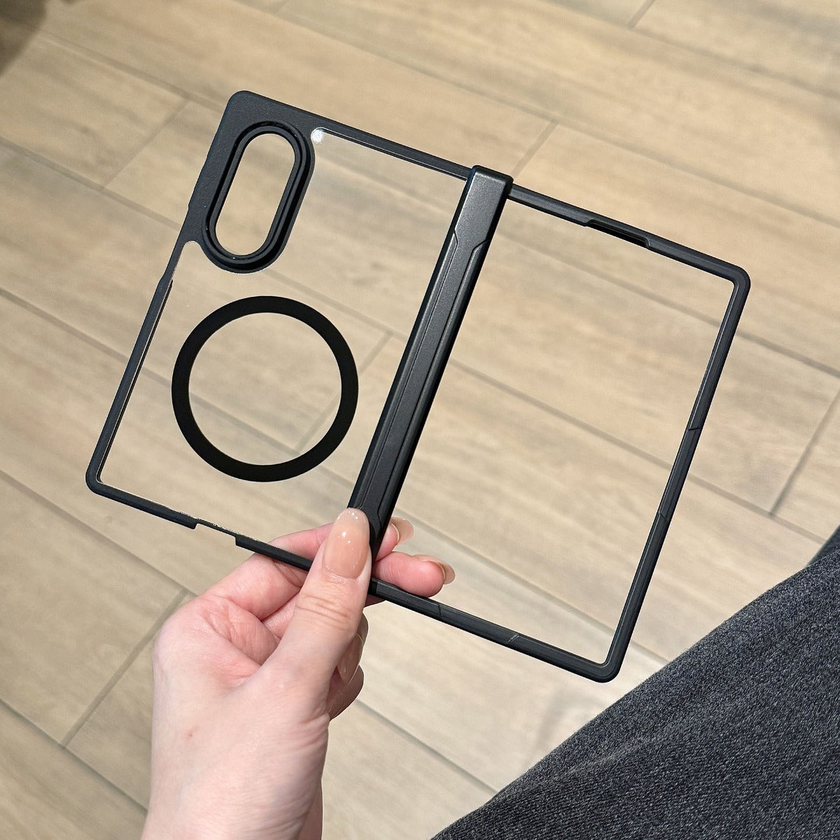 Samsung Galaxy Z Fold 8 Transparent MagSafe Black Border Shockproof Back Cover