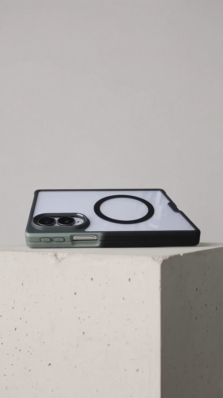 Samsung Galaxy Z Fold 8 Transparent MagSafe Black Border Shockproof Back Cover